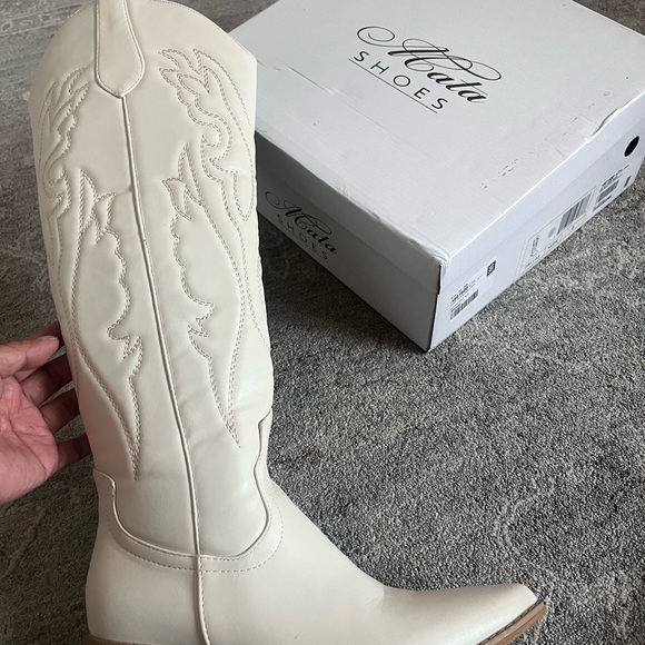 Sold ❌ - Picture 2 of 3